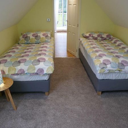The Den , Sengera Apartman Inverness Kültér fotó